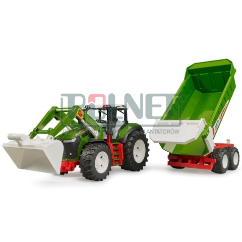 Ciągnik Roadmax z ładowaczem czołowym i przyczepą